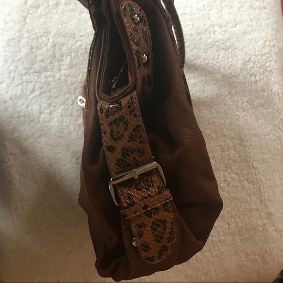 Leopard Print Vegan Leather Purse Bag With Glitter - Picture 6 of 7